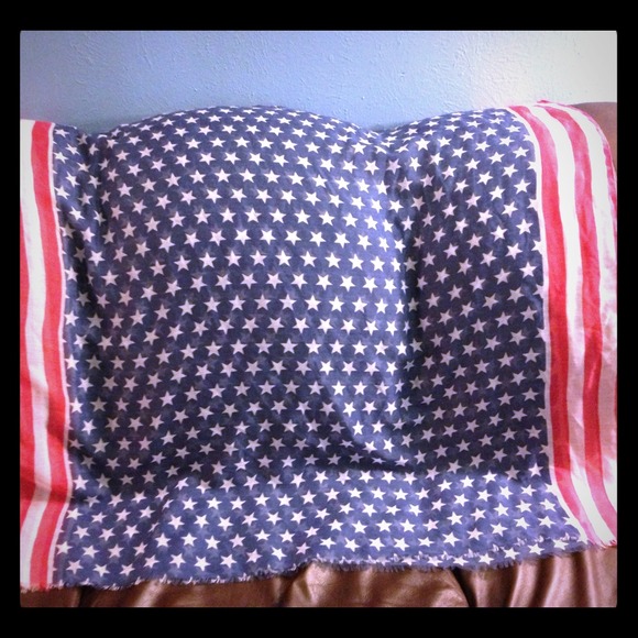 Brand New America Scarf! 🇺🇸🇺🇸🎉