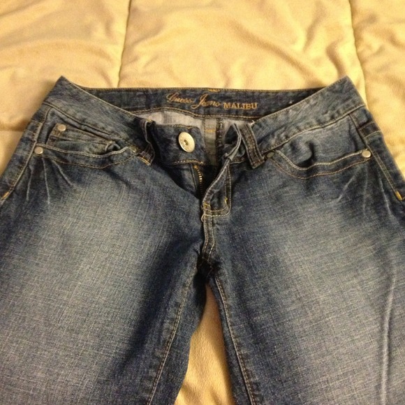 Guess Malibu Jeans - Picture 2 of 4