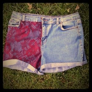 Highwaisted Maroon Lace embellies Jean Shorts