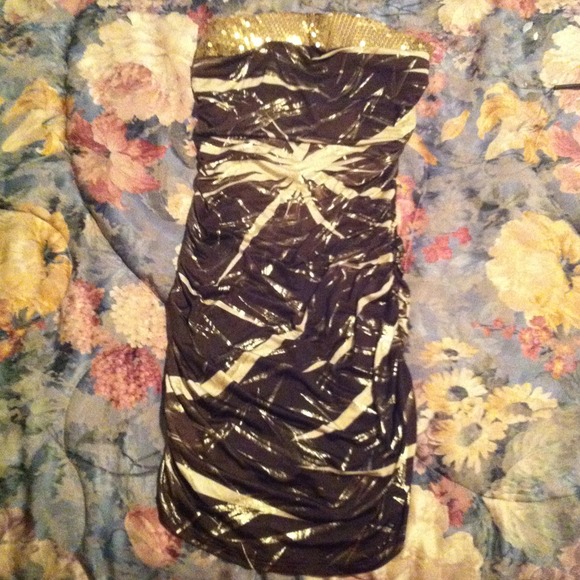 Beautiful dress with sequin top🔴just reduced🔴