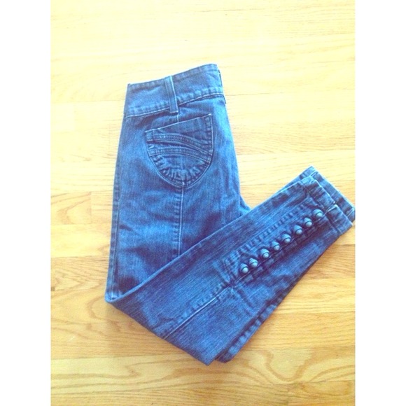 ❌Sold❌button leg skinny jeans