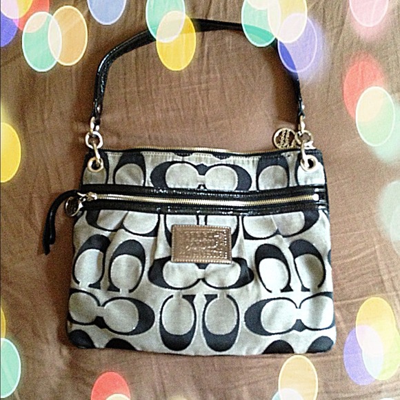 🎉 SOLD!! 🎉 Coach Poppy Bag - Picture 1 of 4