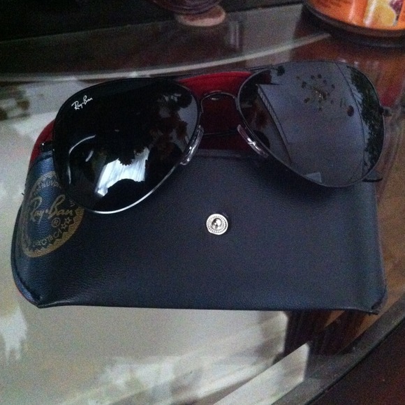 Ray-Ban Small Aviator RB3044 Sunglasses.