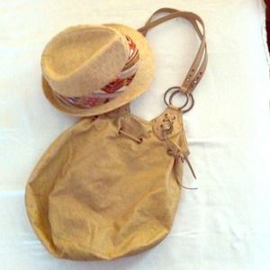 ❌❗Traded ❌❗ Cute purse & fedora hat 💟