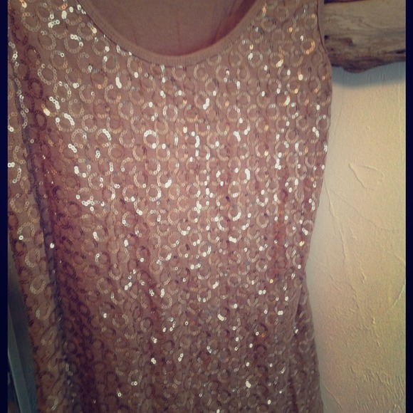 Brown tank top with gold sequins