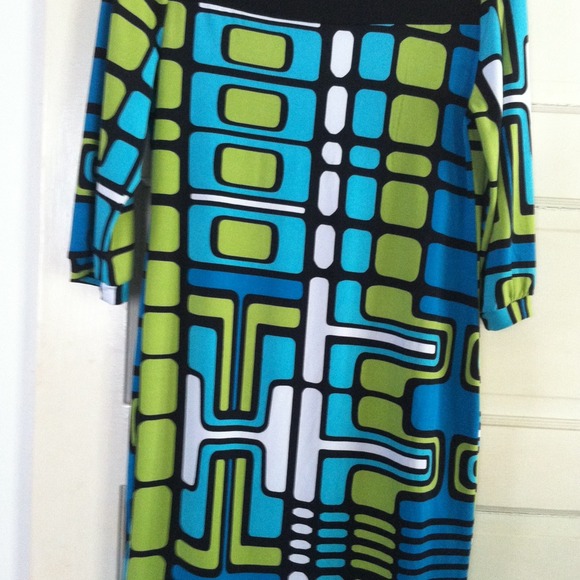 Dress - Picture 4 of 4