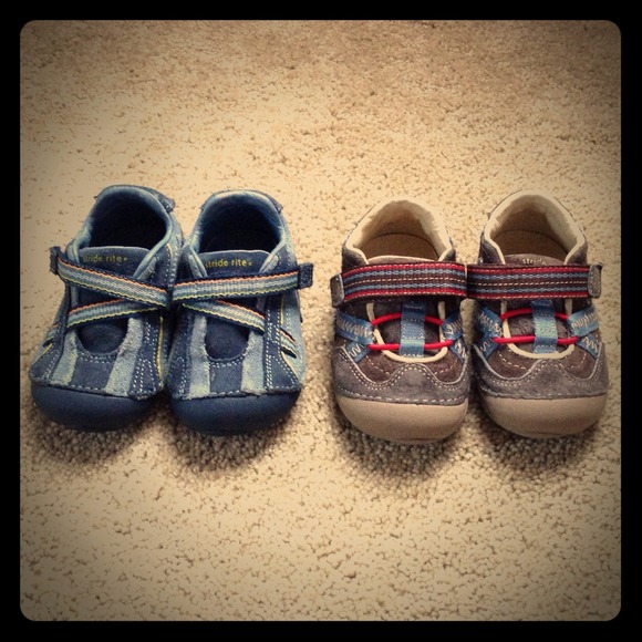 2 pairs of Stride Rite shoes