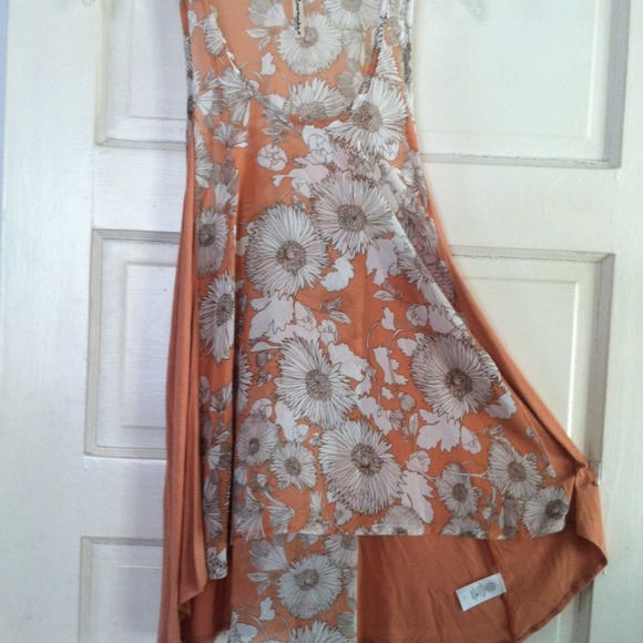 Top - Picture 3 of 3