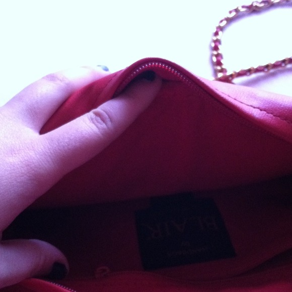 Cherry red crossbody bag - Picture 4 of 4