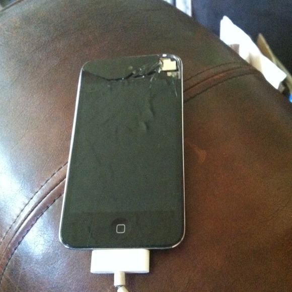 🚫SOLD🚫iPod touch 4th gen