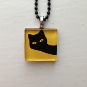 Black cat pendant necklace