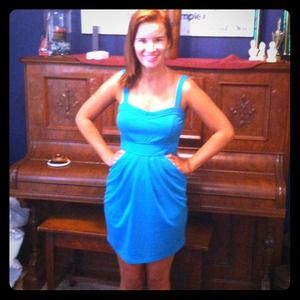 Lovely lady in blue💙 dress👗