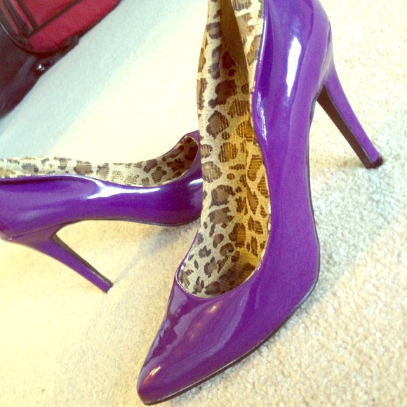 Purple heels - Picture 1 of 3
