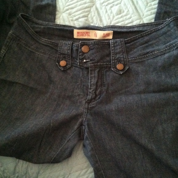 Mossimo low rise flare jean medium/dark wash