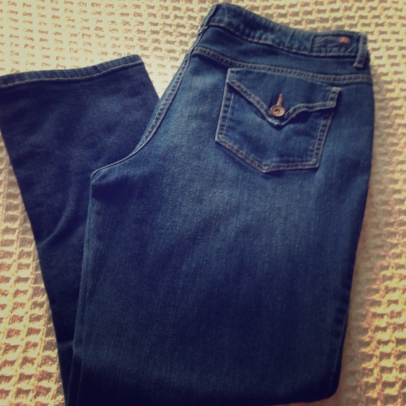 Dark Rinse Capris - Soft Confort