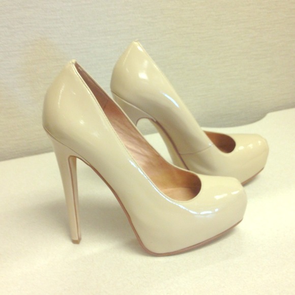 ALDO Shoes - The ultimate neutral office boss lady heel!