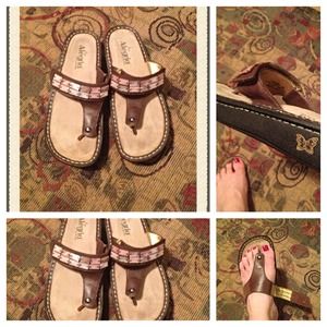 Algeria sandals