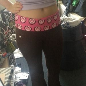 ✋SOLD✋BrandNew VS PINK Brown Yoga Pants! S