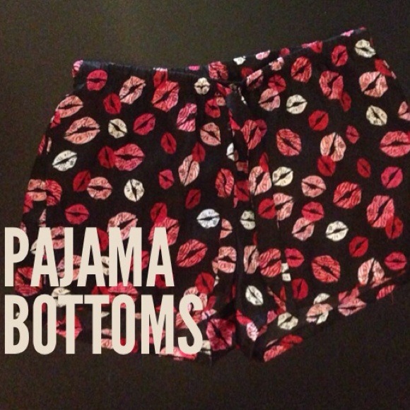 Lips pajama bottoms!