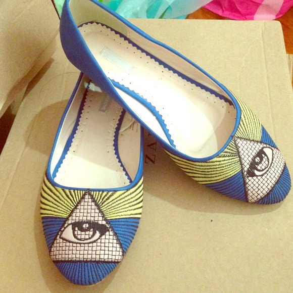 cooperative Shoes - 🐚🌴🌺The eye seeing🌴🍁
