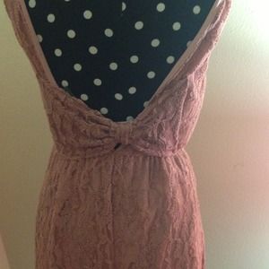 Lace dress with bow back