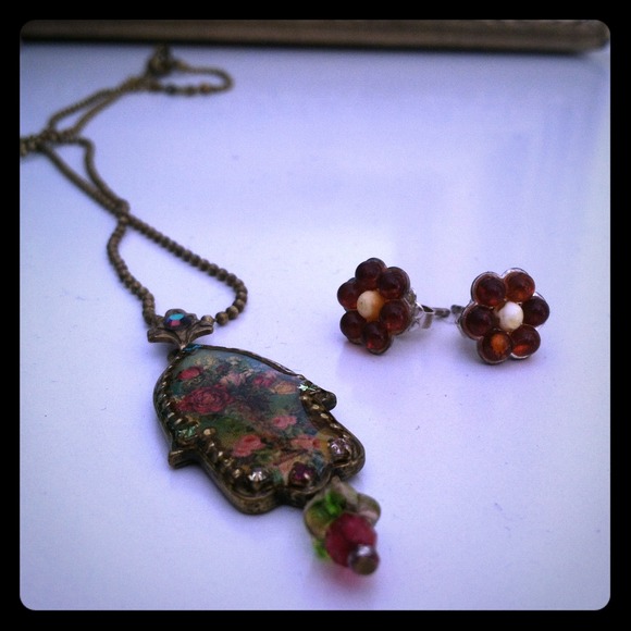 Michael Negrin flowered hamsah necklace