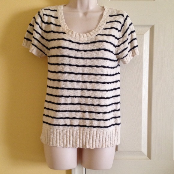 GAP Sweater
