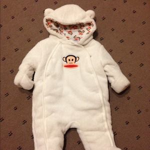 ⛔️sold ⛔️ 2 Winter small Paul