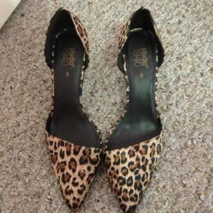 Leopard print dress shoes