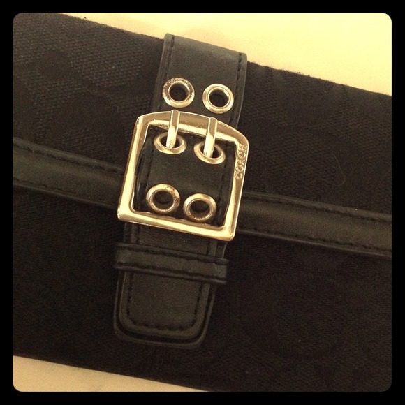 Reduced! Coach Clutch-100%Authentic