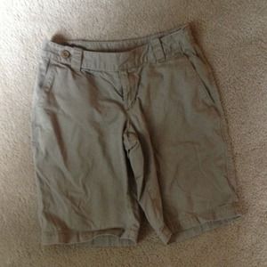 North face Bermuda shorts