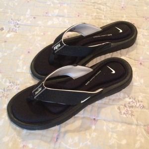Nike Flip flops