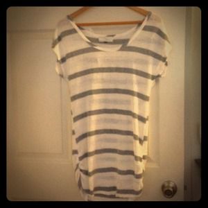 Light weight shirt/sweater