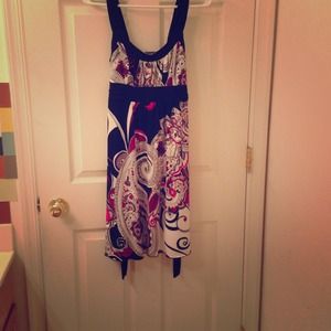 Classy dress with beautiful patterns!