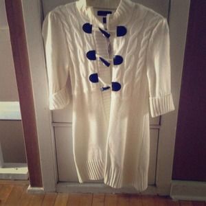 Short sleeve button sweater