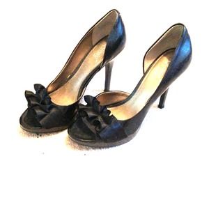 Shimmer heels - black, barely worn!