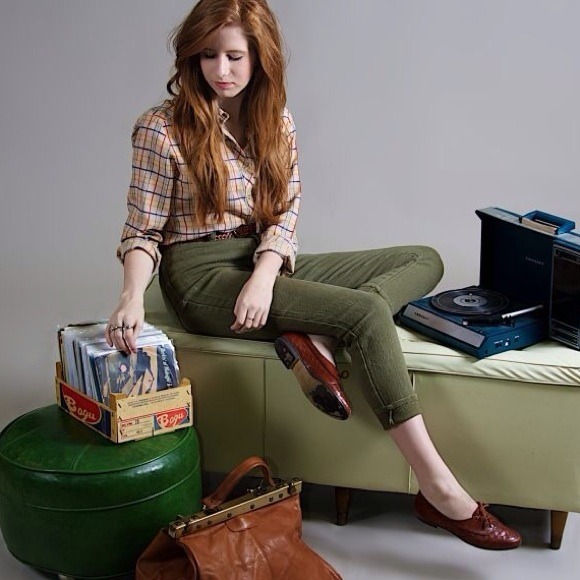 Meet your Seller/Obsessive Buyer. - Picture 4 of 4