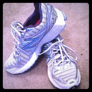 New balance running shoes