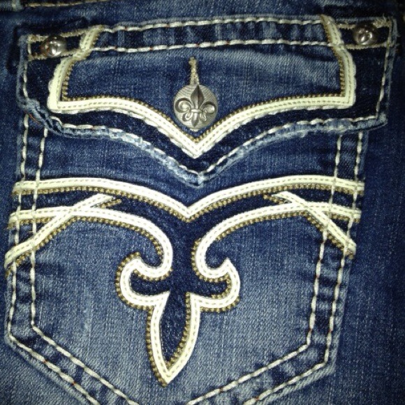 Hold for suzys.  Rock revival buckle exc anji jean