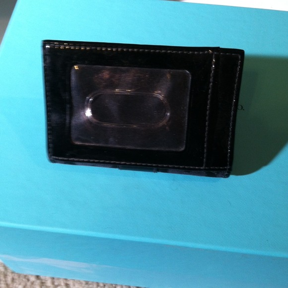 Small coach wallet! - Picture 3 of 3