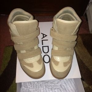 Sneaker Wedges