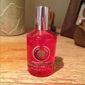 ⭐REDUCED!⭐1 oz Strawberry Eau de Toilette Perfume