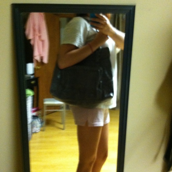 Handbag - Picture 4 of 4