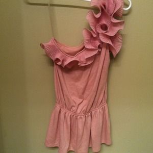 One shoulder pink shirt