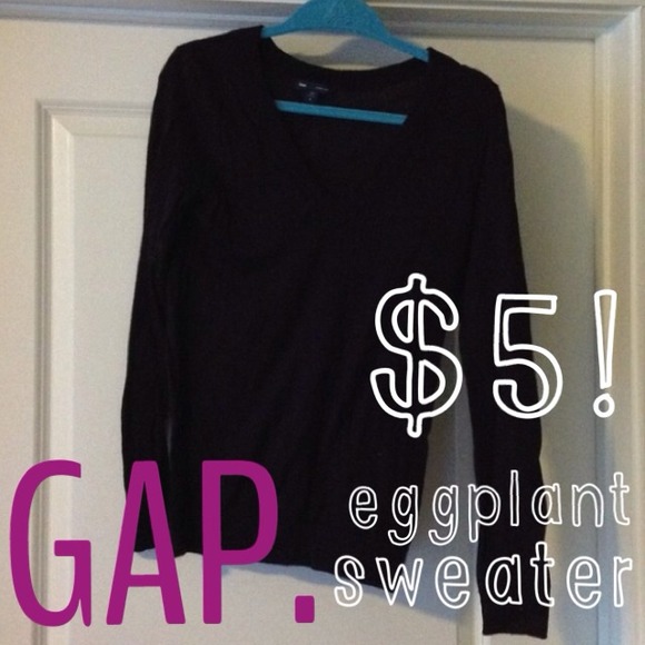 ⛔⛔ SOLD ⛔⛔ Eggplant Purple Wool Sweater