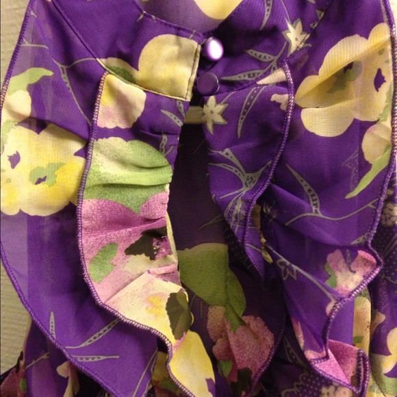 NWOT - Floral Ruffle Top - purple - Picture 2 of 2