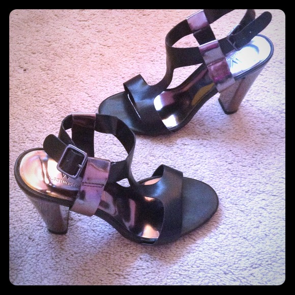 Cute black and silver shoes!