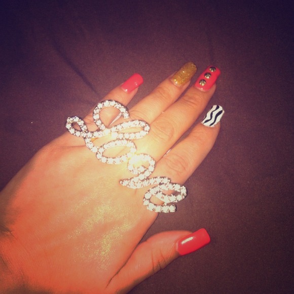 This beautiful LUX one brace love ring!