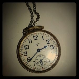 Vintage Elgin Pocket Watch. A Timeless Antique!!