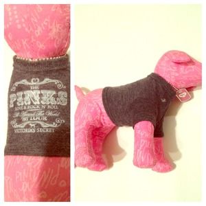 VS Pink dogs!